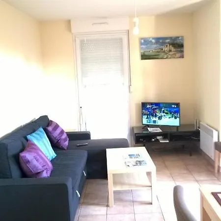 Les Hauts Du Port Apartamento *